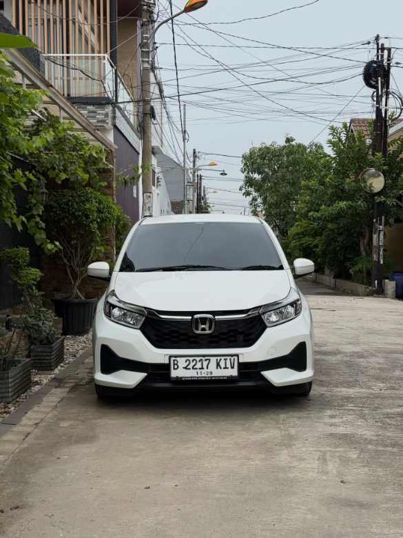 Honda Brio E CVT Tahun 2023